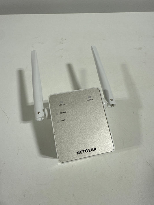 NETGEAR - Dual-band WiFi Range Extender - Essentials Edition, 1.2Gbps, Wall-plug, External Antennas - White