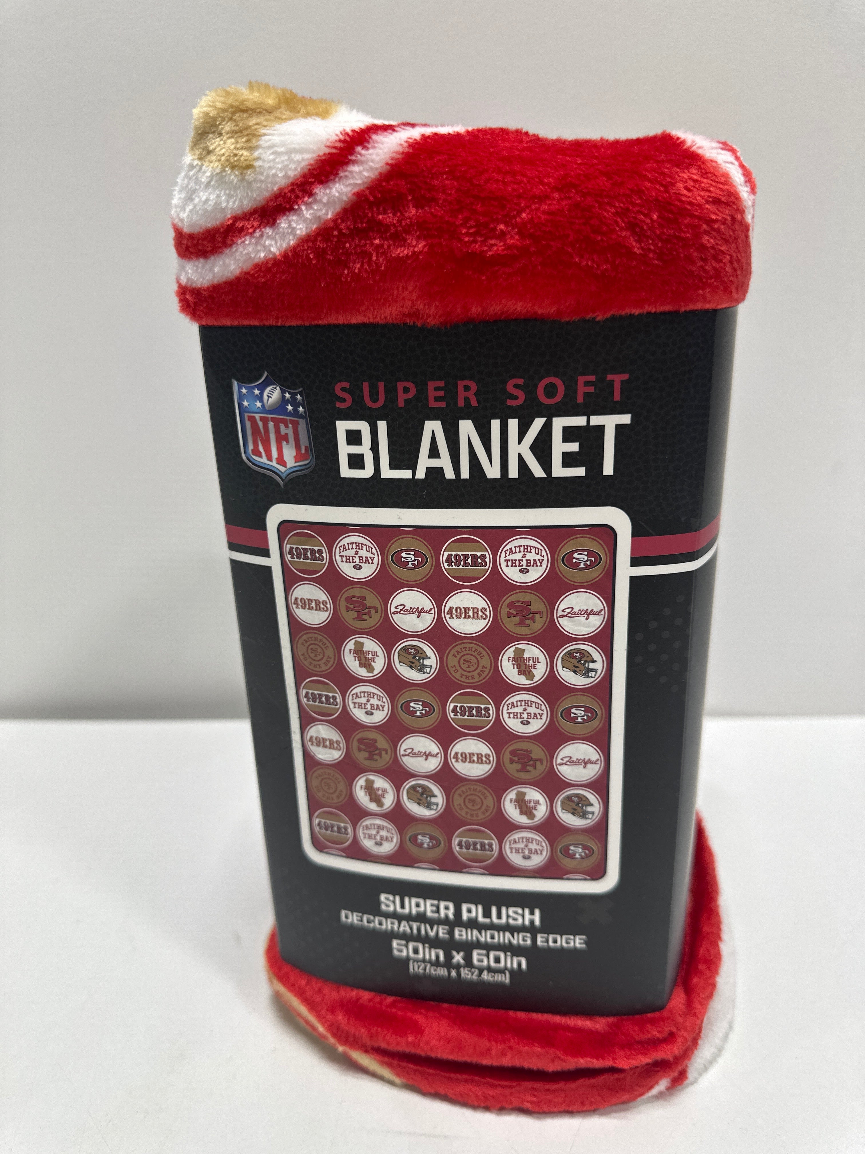NFL San Francisco 49ers 50x60 Holiday Blanket