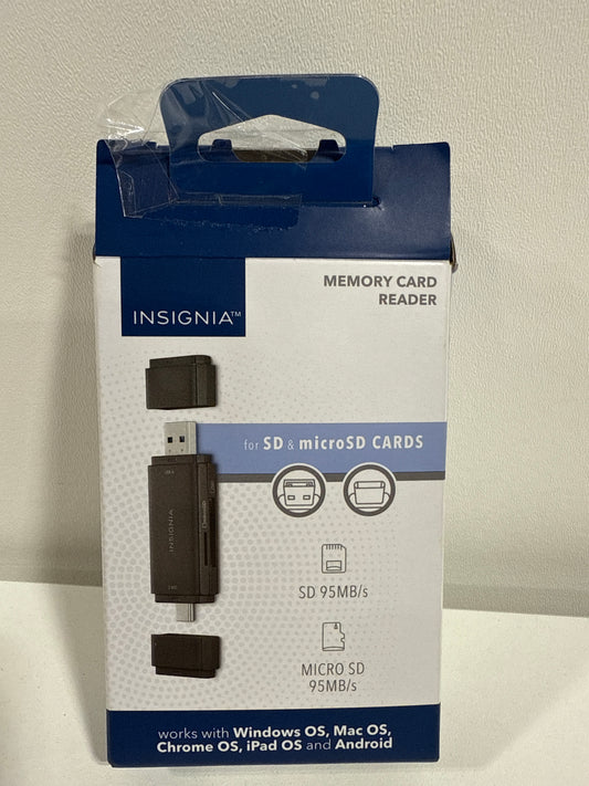 Insignia - USB-C/USB 3.0 to SD and MicroSD Memory Card Reader - Black