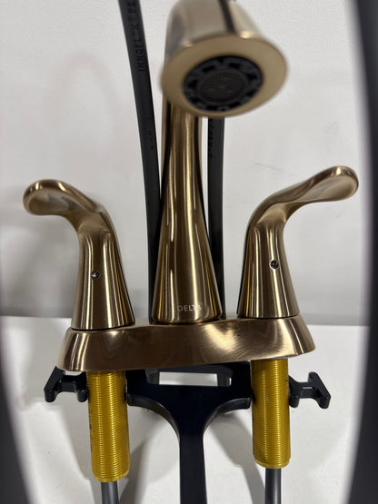 Delta 2538-MPU-DST Lahara Centerset Bathroom Faucet with Pop-up Drain Assembly