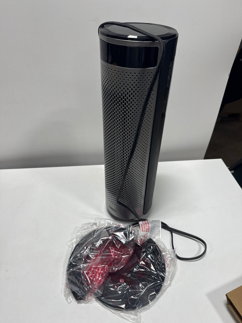 Used DREO 1500W Solaris Plus 20" Portable Oscillating Ceramic Space Heater