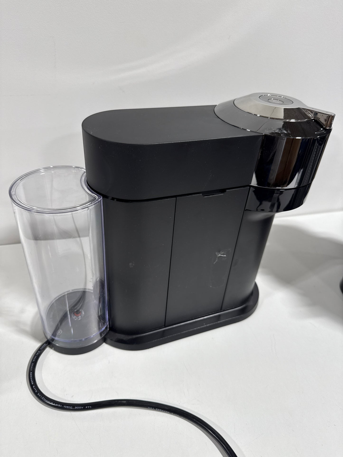 Nespresso Vertuo Next Deluxe Coffee and Espresso Machine by Breville Dark Chrome with Aeroccino Milk Frother - Dark