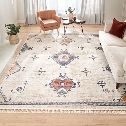 Atrani Area Rug or Runner, Hatra Cream 5 ft. 3 in. x 7 ft.