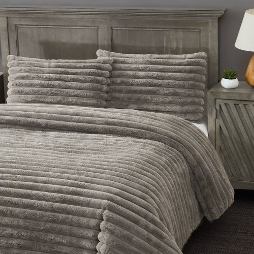 Missing Sham FRYE 2” Jacquard Channel, Faux Fur Comforter Set King