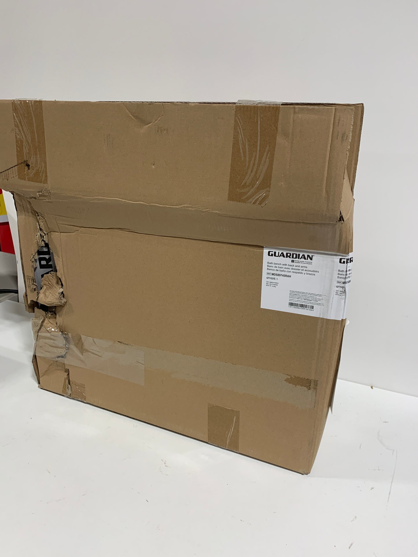 Medline Shower Chair for Inside Shower, Heavy Duty, 350 lb Capacity, Adjustable Height, Non-Slip Seat with Padded Armrests & Back, White