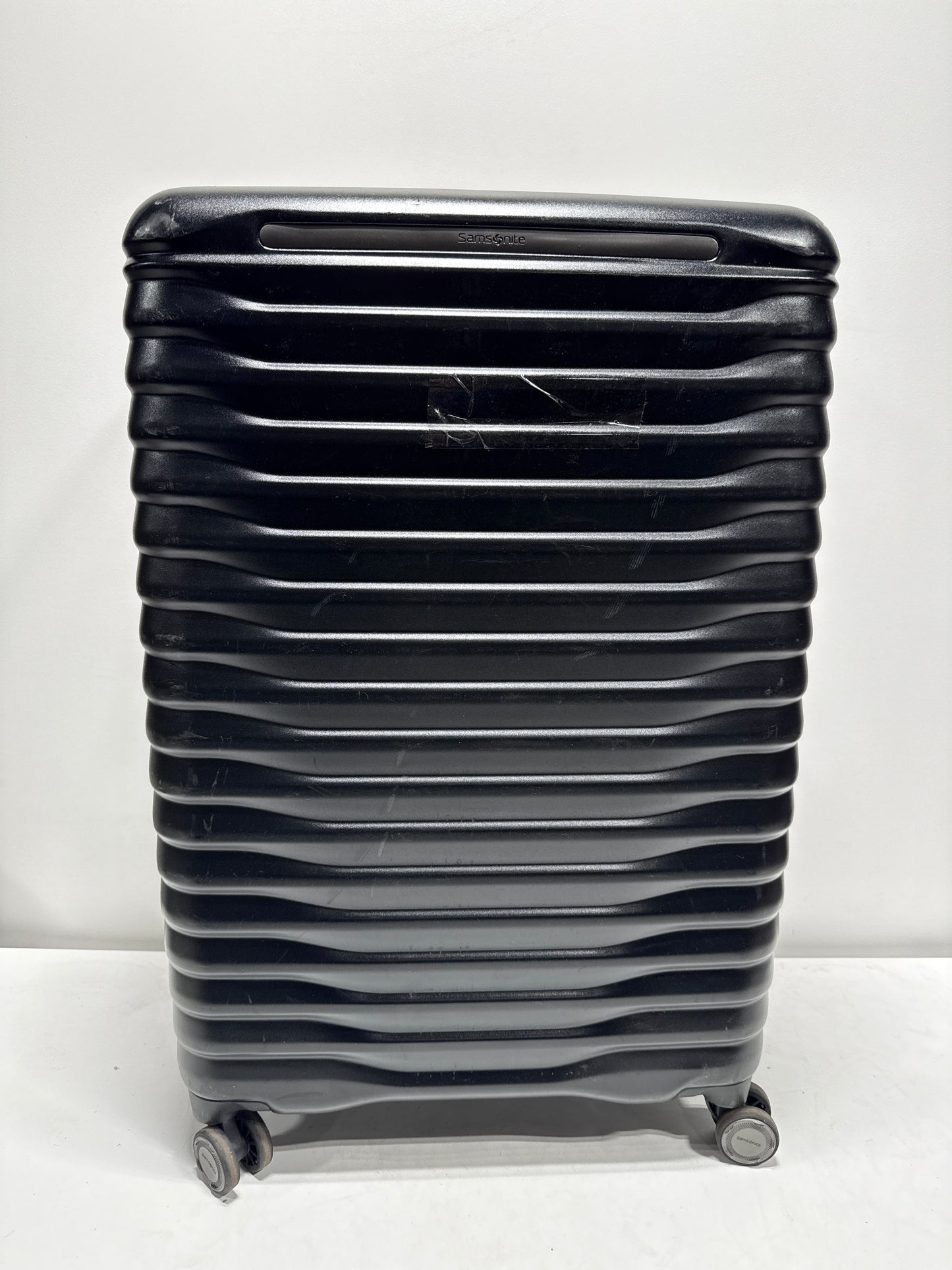 Lightly Used Samsonite Element XLT 2.0 Luggage Set 2 Piece Black