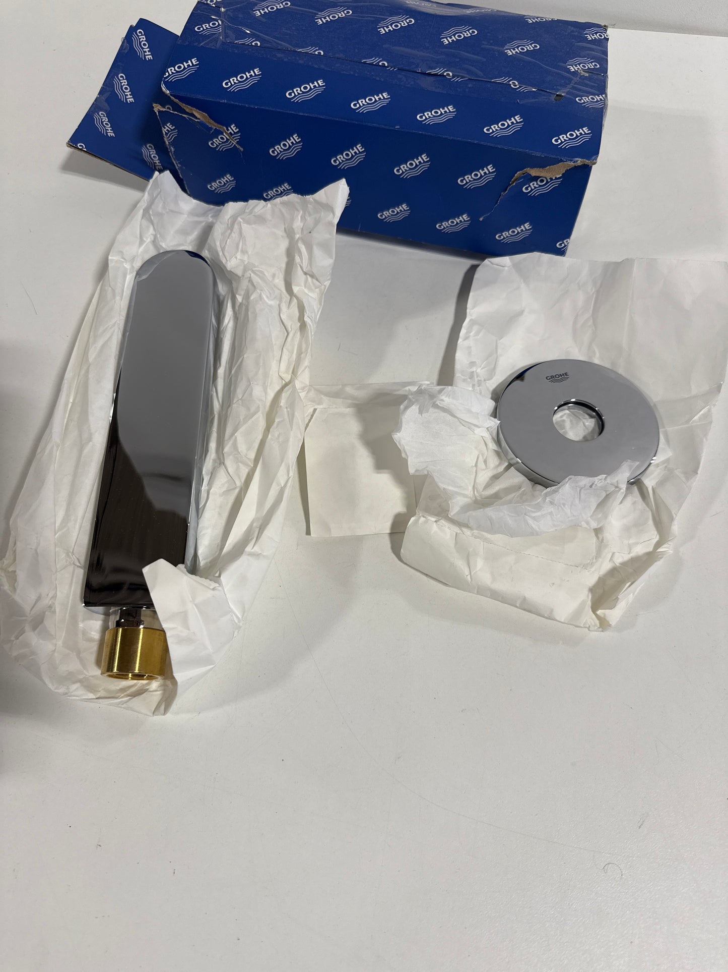 Grohe 13 272 Wall Mounted Tub Spout from the Eurosmart Cosmopolitan Collection - Chrome