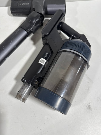 Used Samsung - BESPOKE Jet Cordless Stick Vacuum with All-in-One Clean Station - Midnight Blue