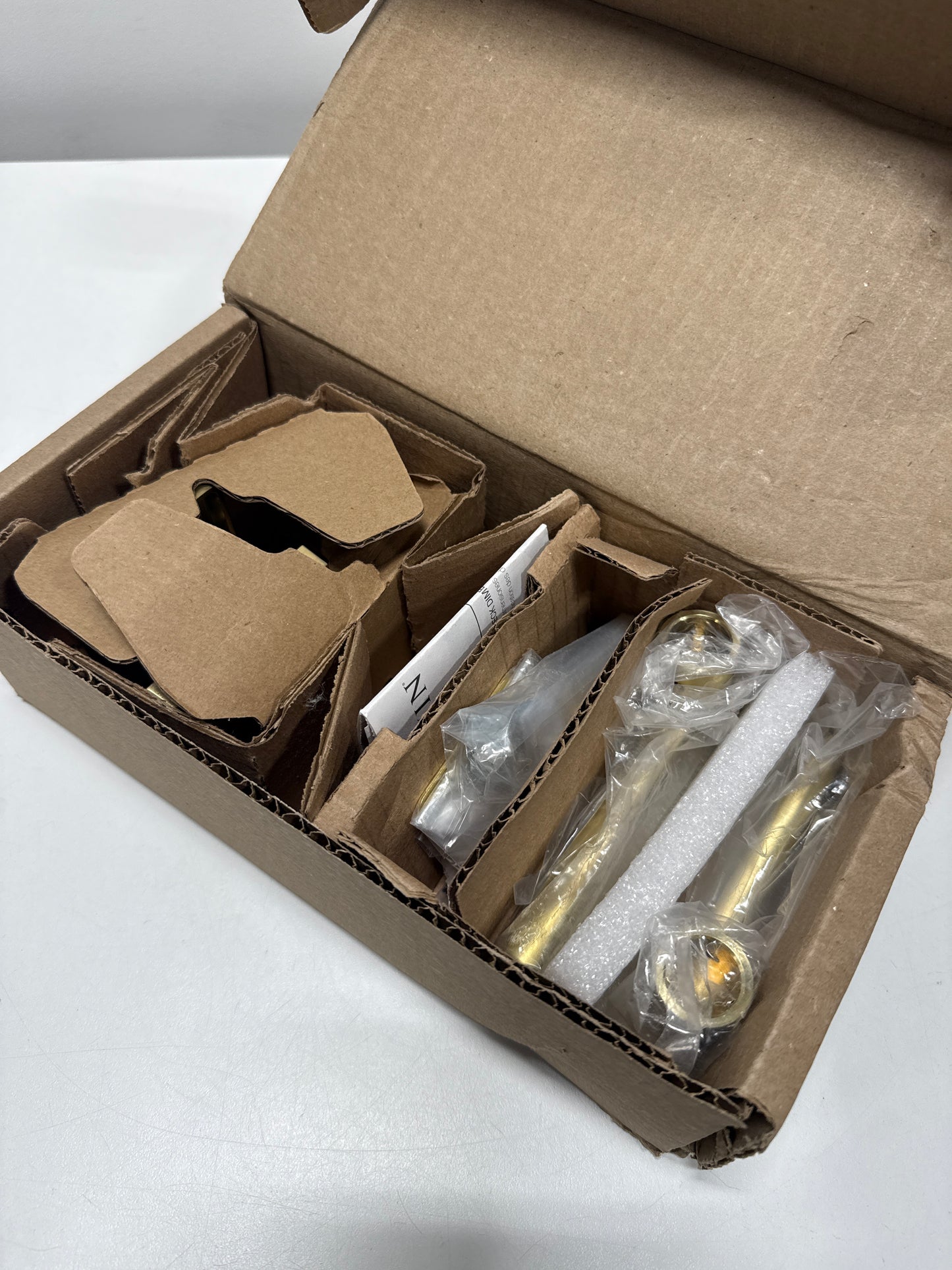 Baldwin PV.SQU.CSR Square Privacy Lever Set with Contemporary Square Rose Lifetime Satin Brass