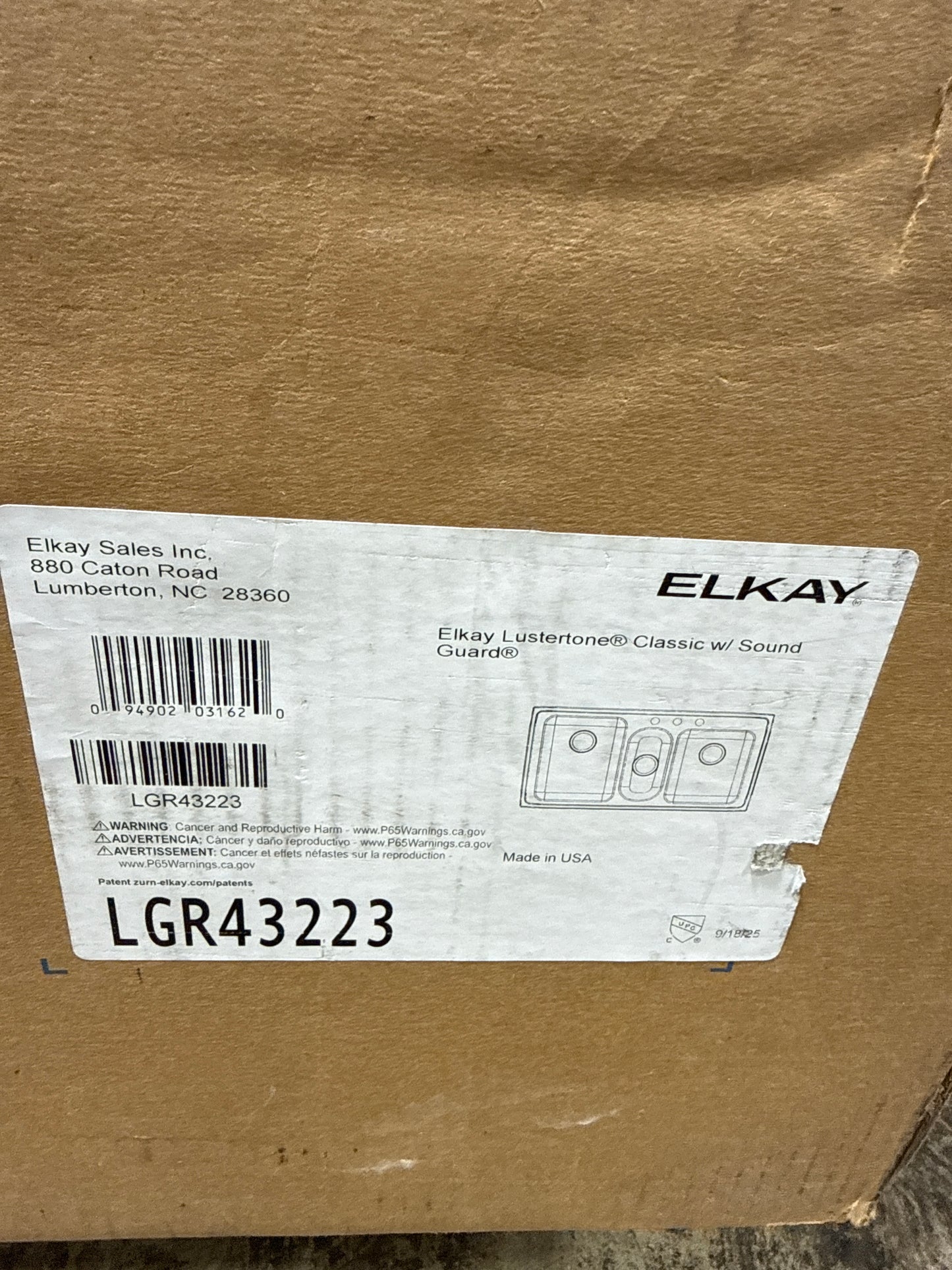 Elkay LGR43223 Lustertone Classic 43" x 22" x 10" Triple Bowl Drop-In Sink, Stainless Steel