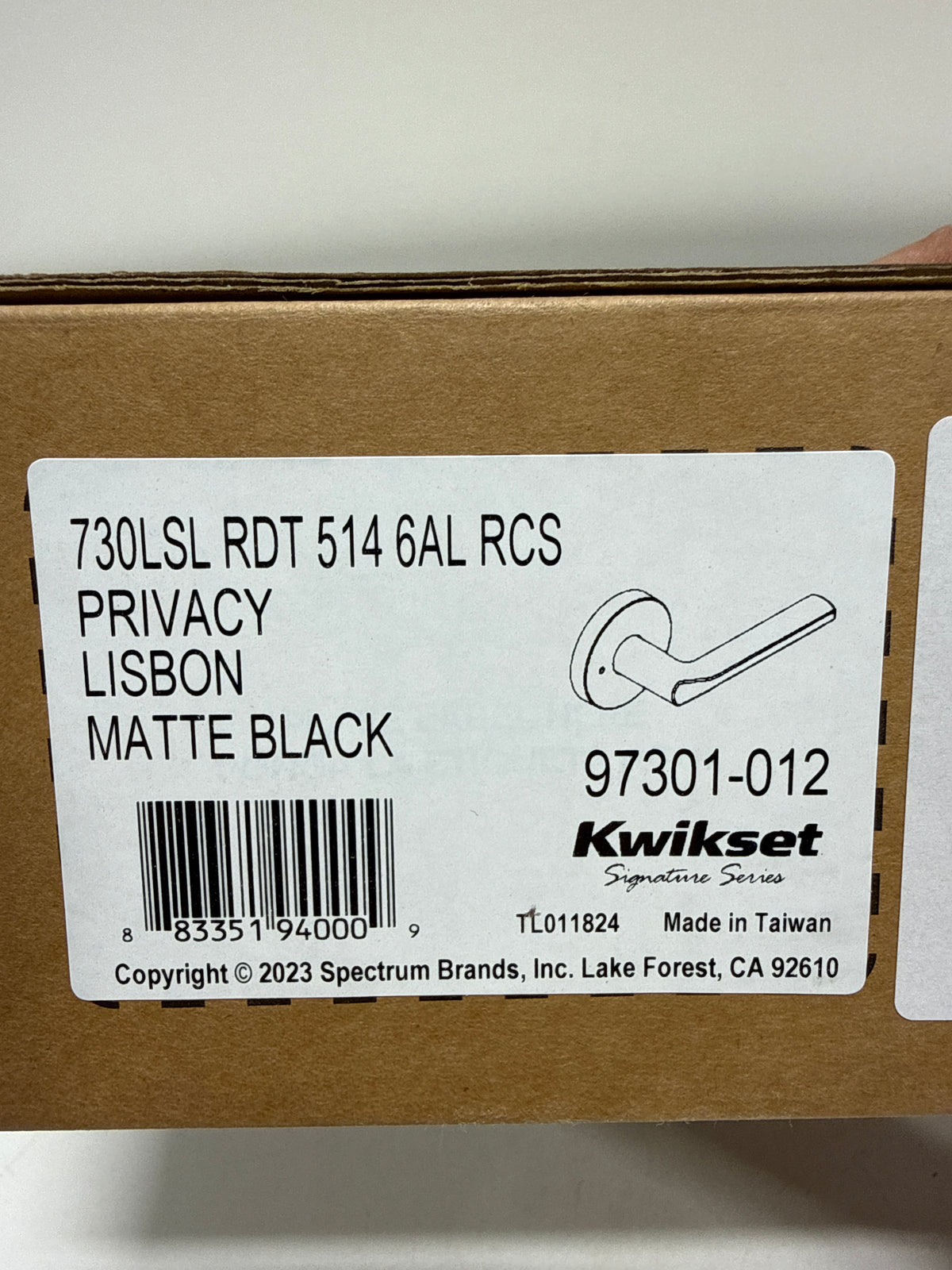 Kwikset Lisbon Interior Privacy Door Handle with Lock, Round Lever for Bathroom and Bedroom, Matte Black