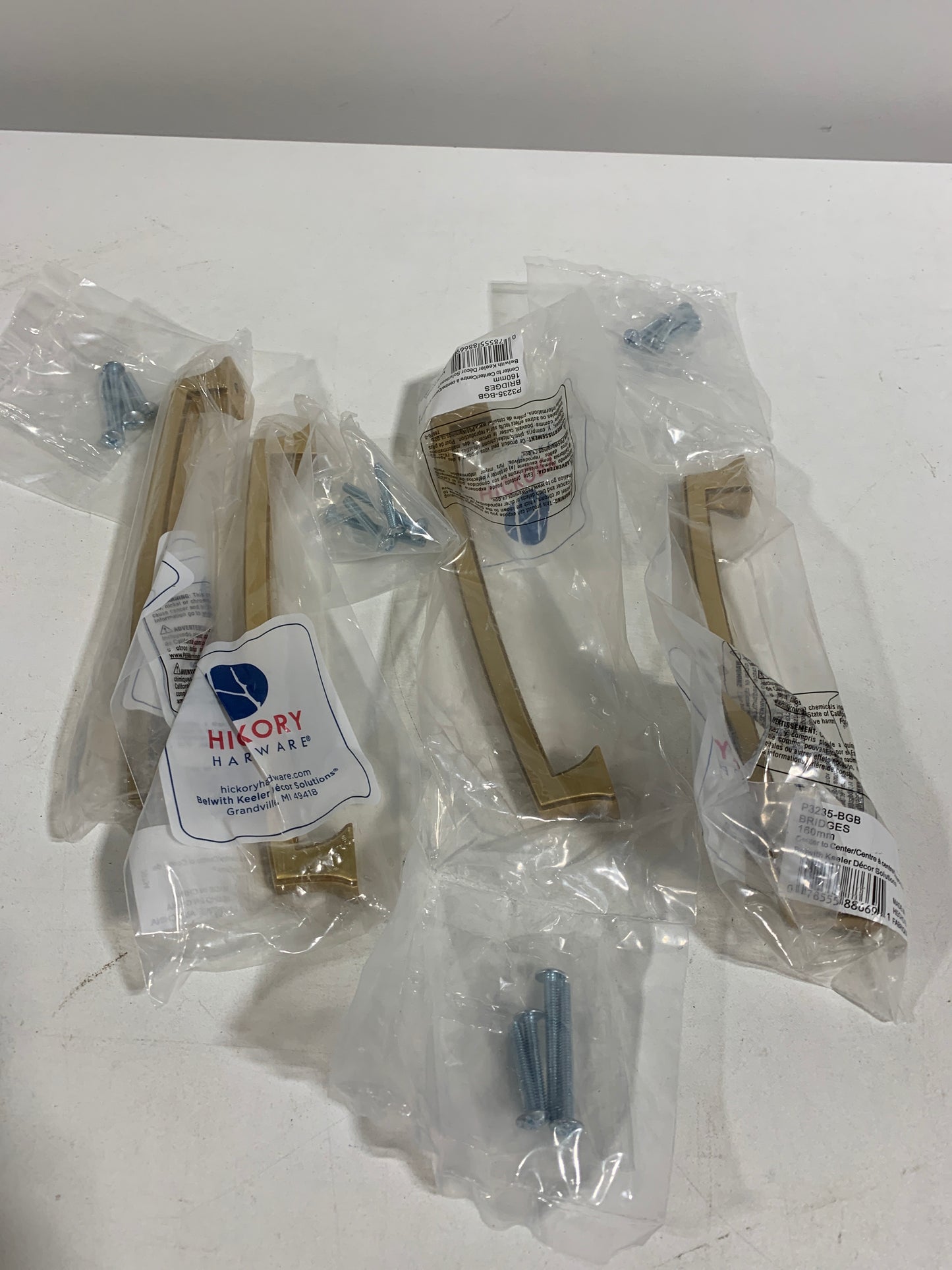 4 Bridges Collection 160 Mm (6-5/16 in.) C/C Brushed Golden Brass Cabinet Drawer and Door Pull