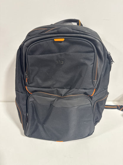 Used Solo New York - Ambition Urban 17.3" Backpack - Black