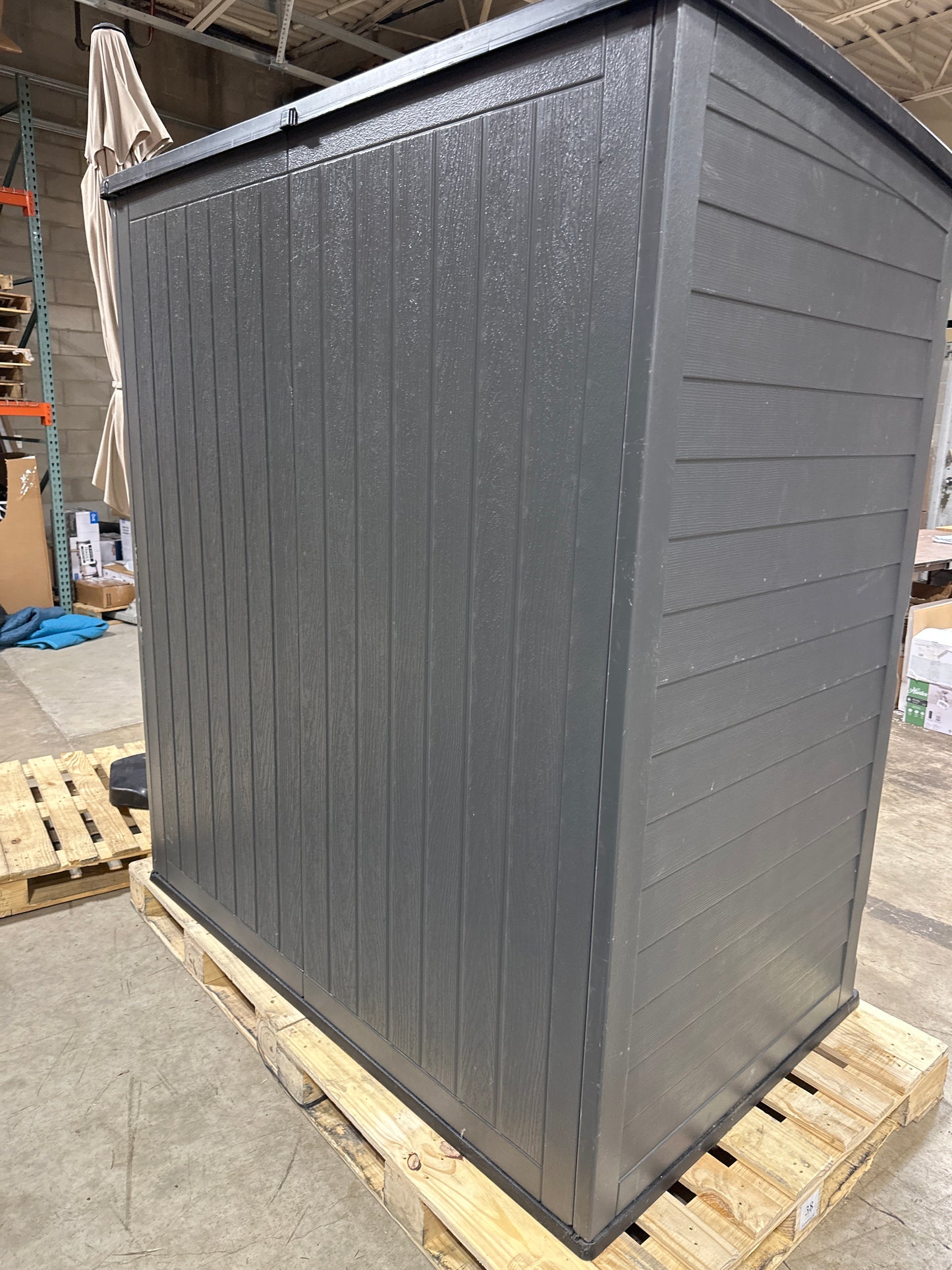 Used Suncast 6' x 4' Vertical Shed Brown