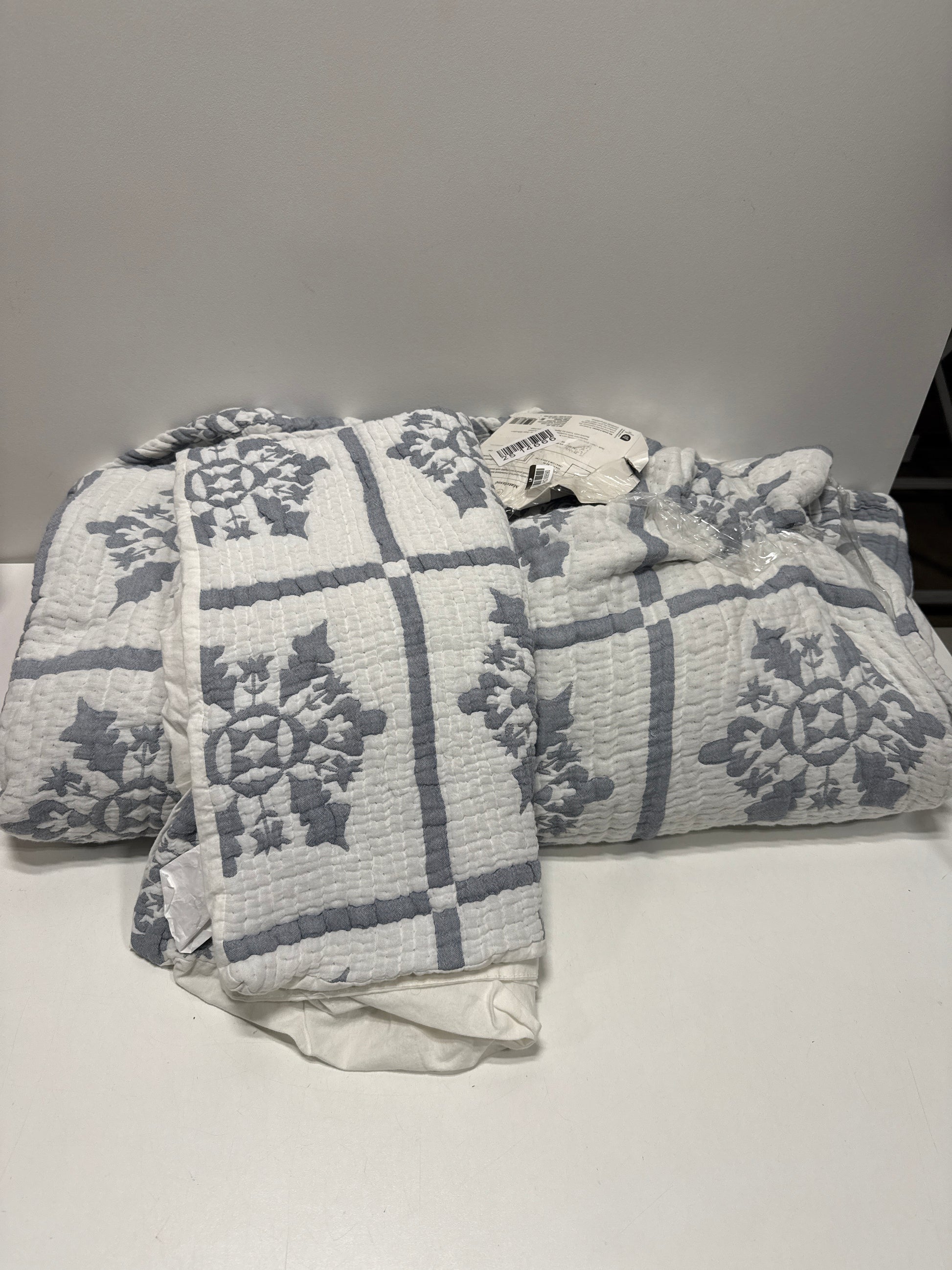 One Sham - King Holiday Matelasse Quilt Set Gray - Threshold - *Bedding