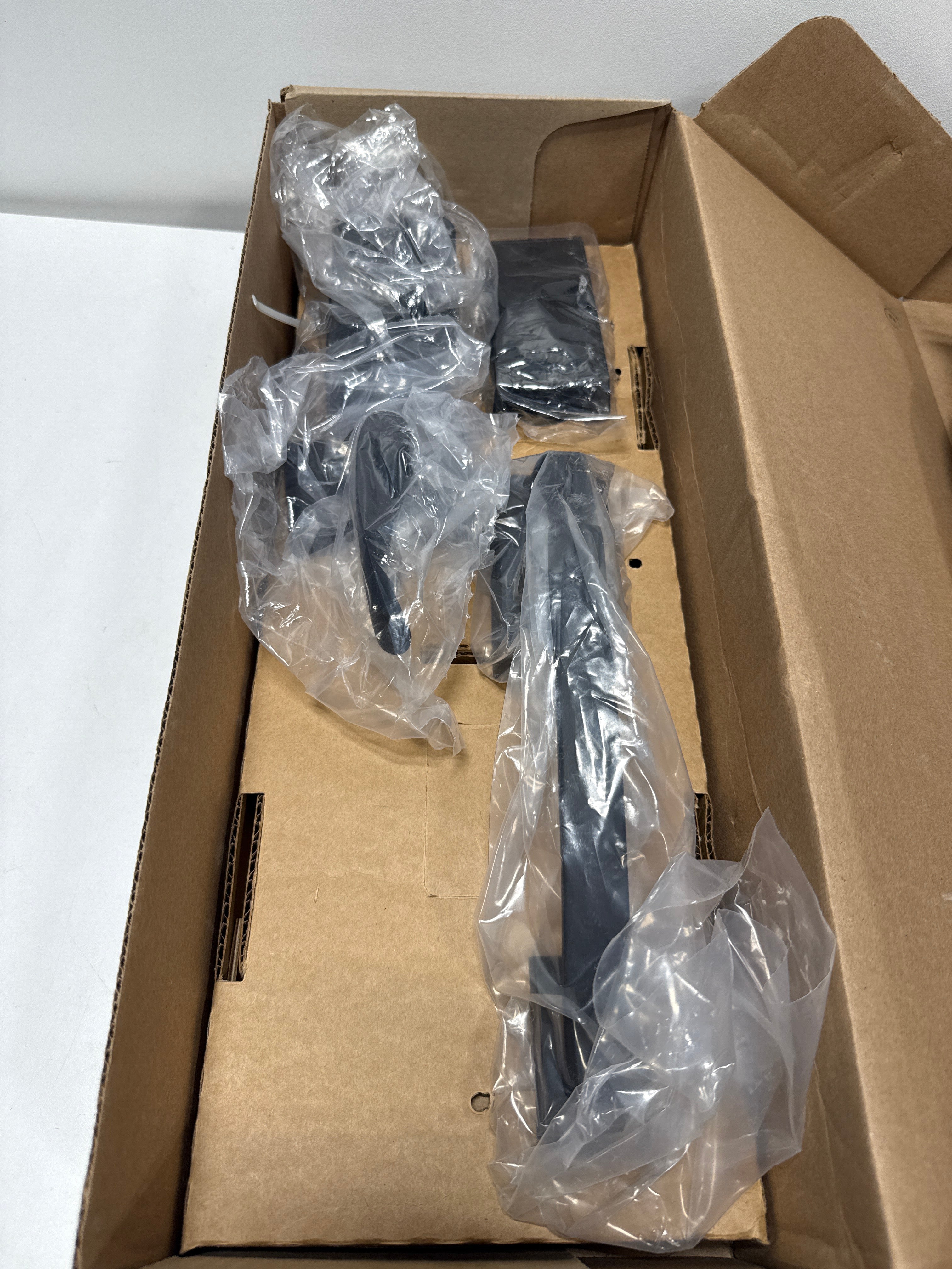 Emtek Empowered 2 Ares Left Handed Sectional Electronic Touchpad/Fingerprint Keyless Entry Handleset with Helios Interior Lever and Bluetooth/WiFi Model: EMP23234HLOLHUS19