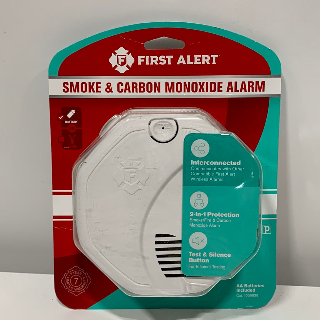 FIRST ALERT 1039839 Wireless Interconnected Smoke & Carbon Monoxide Alarm with Voice & Location