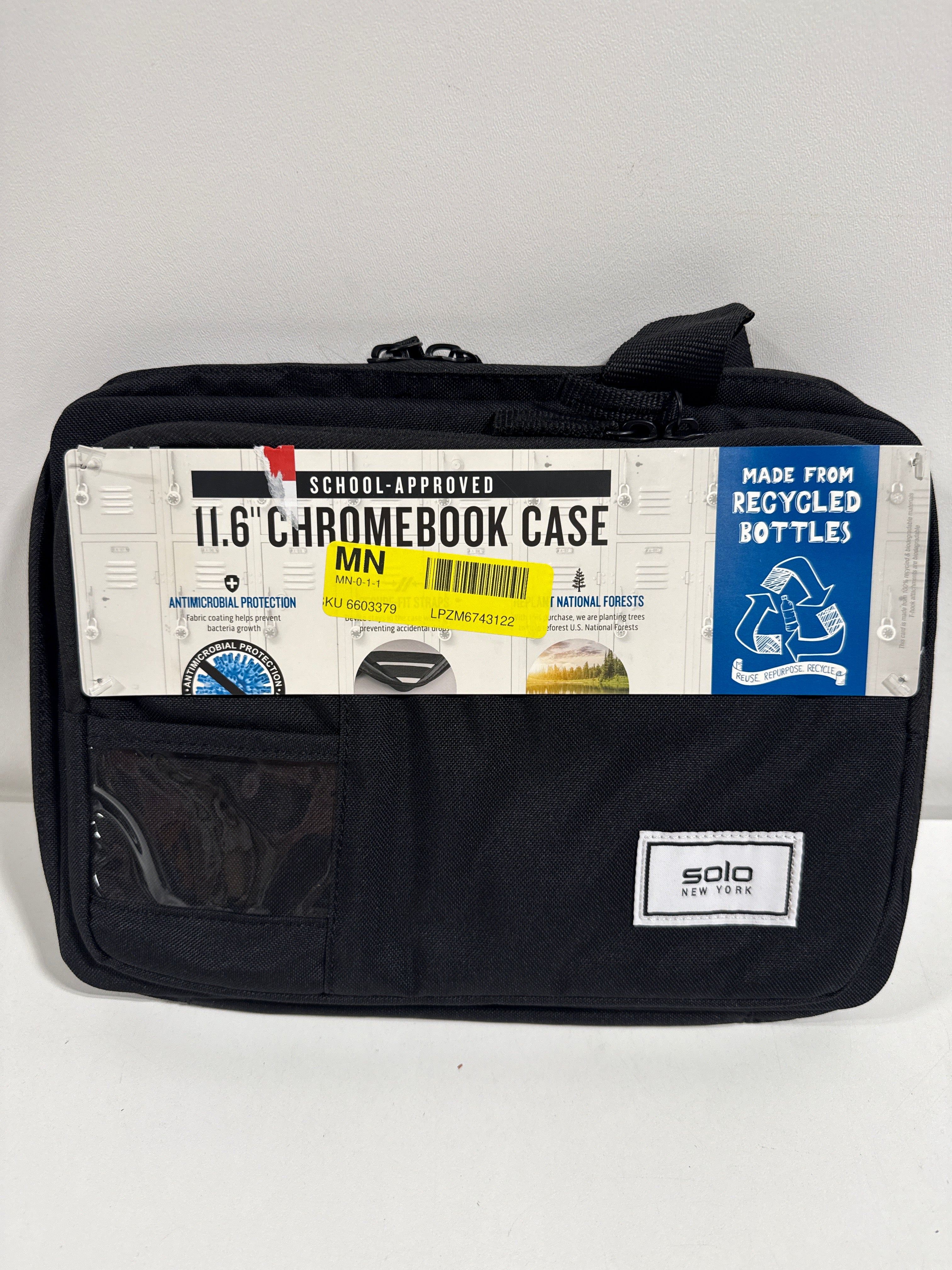 See Desc - Solo New York - Secure-Fit 11.6’’ Chromebook Case - Black - *Computers & Office