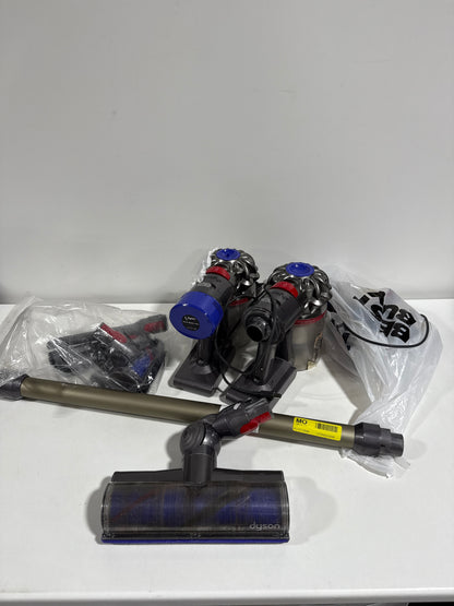 2 For Parts Dyson V8 Absolute Vaccum Cleaners