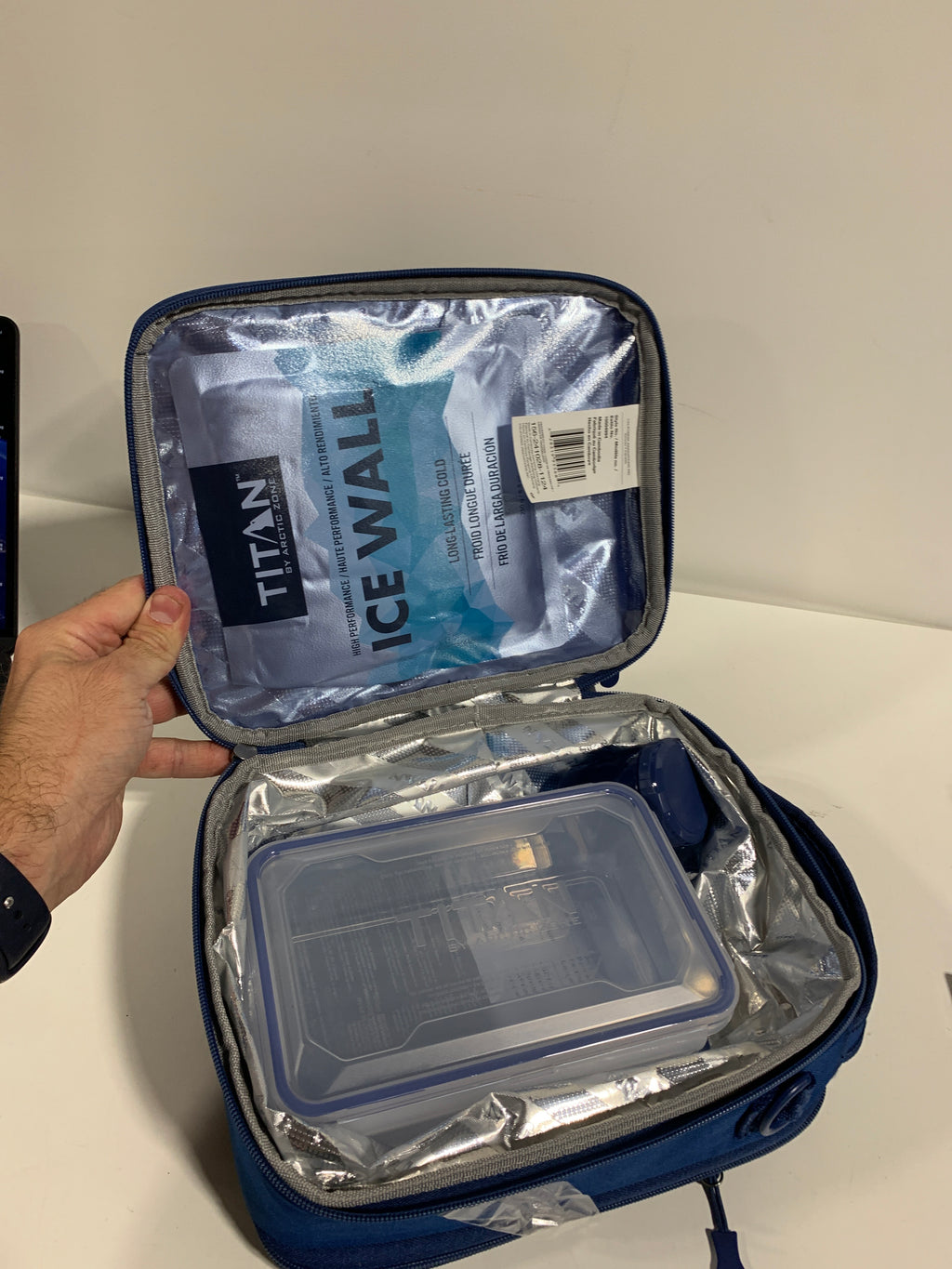 See Desc Titan by Arctic Zone Expandable Lunch Box Royal Blue) Small - *Kids