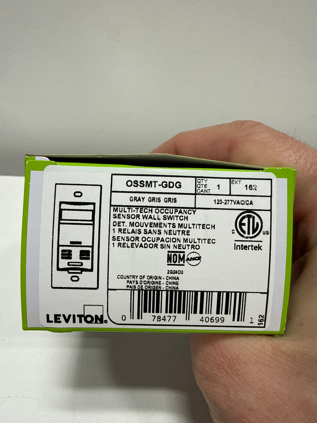 Leviton Ultrasonic/Infrared, Multi-Technology Wall Switch Sensor, No Neutral, 2400 sq. ft. Major & 400 sq. ft. Minor Motion Coverage, OSSMT-GDG, Gray