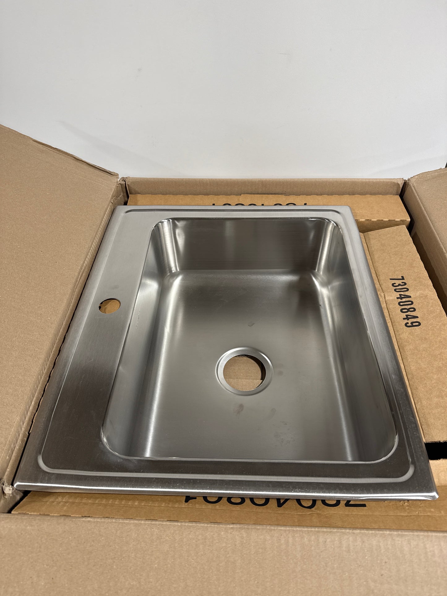 Elkay LR2521 Lustertone 25’’ Drop In Single Basin Stainless Steel Kitchen Sink - 1 Faucet Hole - *Plumbing