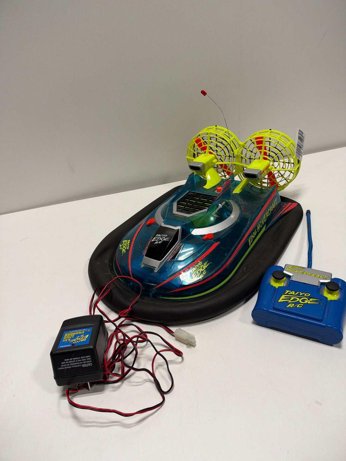 Used Edge Hovercraft Rc Remote Control Boat