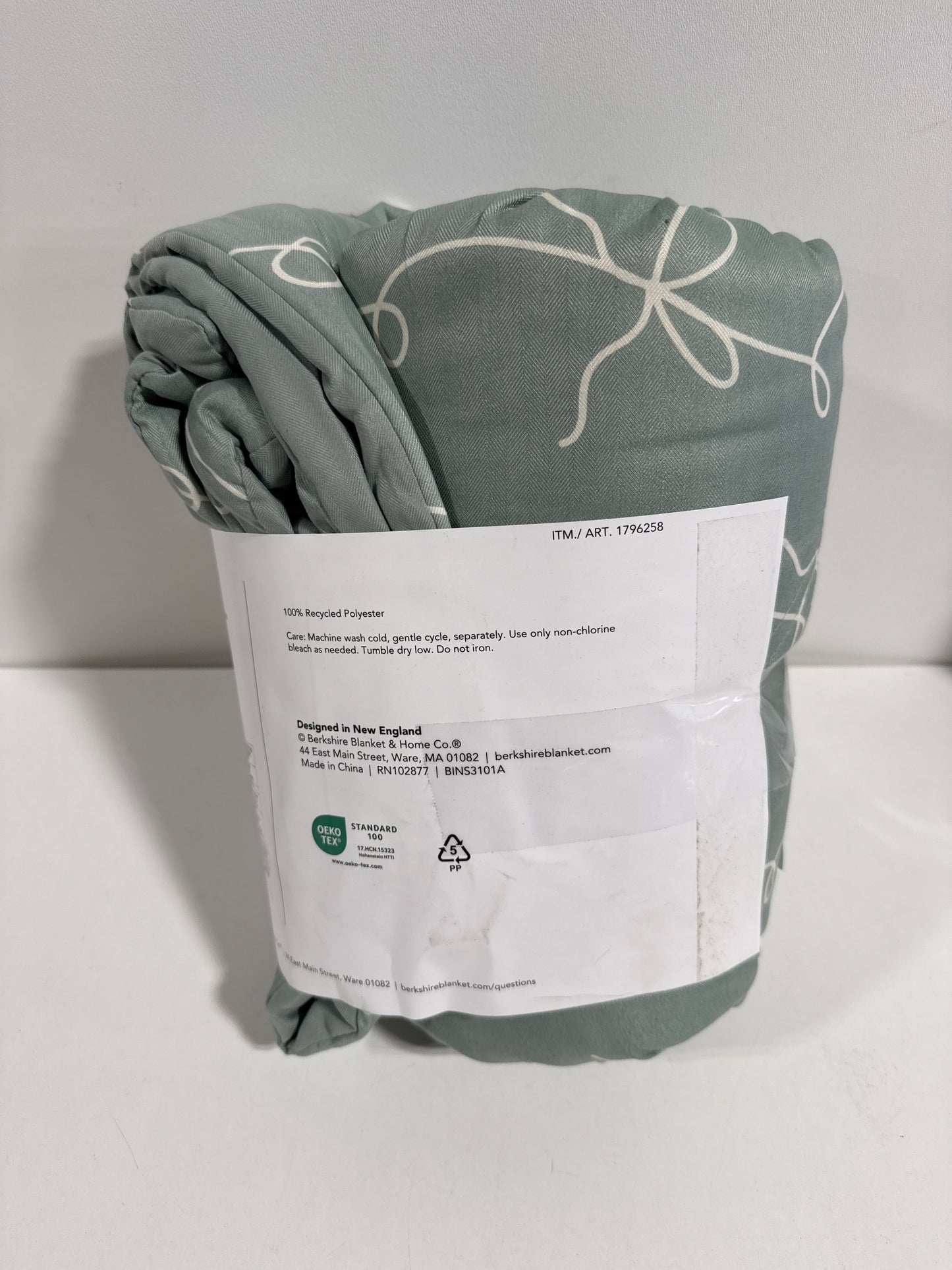 Berkshire Down ALT Blanket Twin 66”x96”