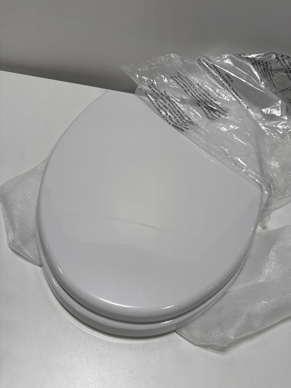 Toto Elongated SoftClose Toilet Seat in Cotton White SS114#01