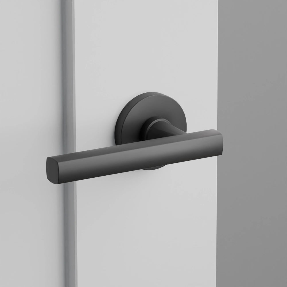 Emtek Freestone Privacy Leverset w/ Disk Rosette Flat Black RH - 5209-FRL-US19-RH