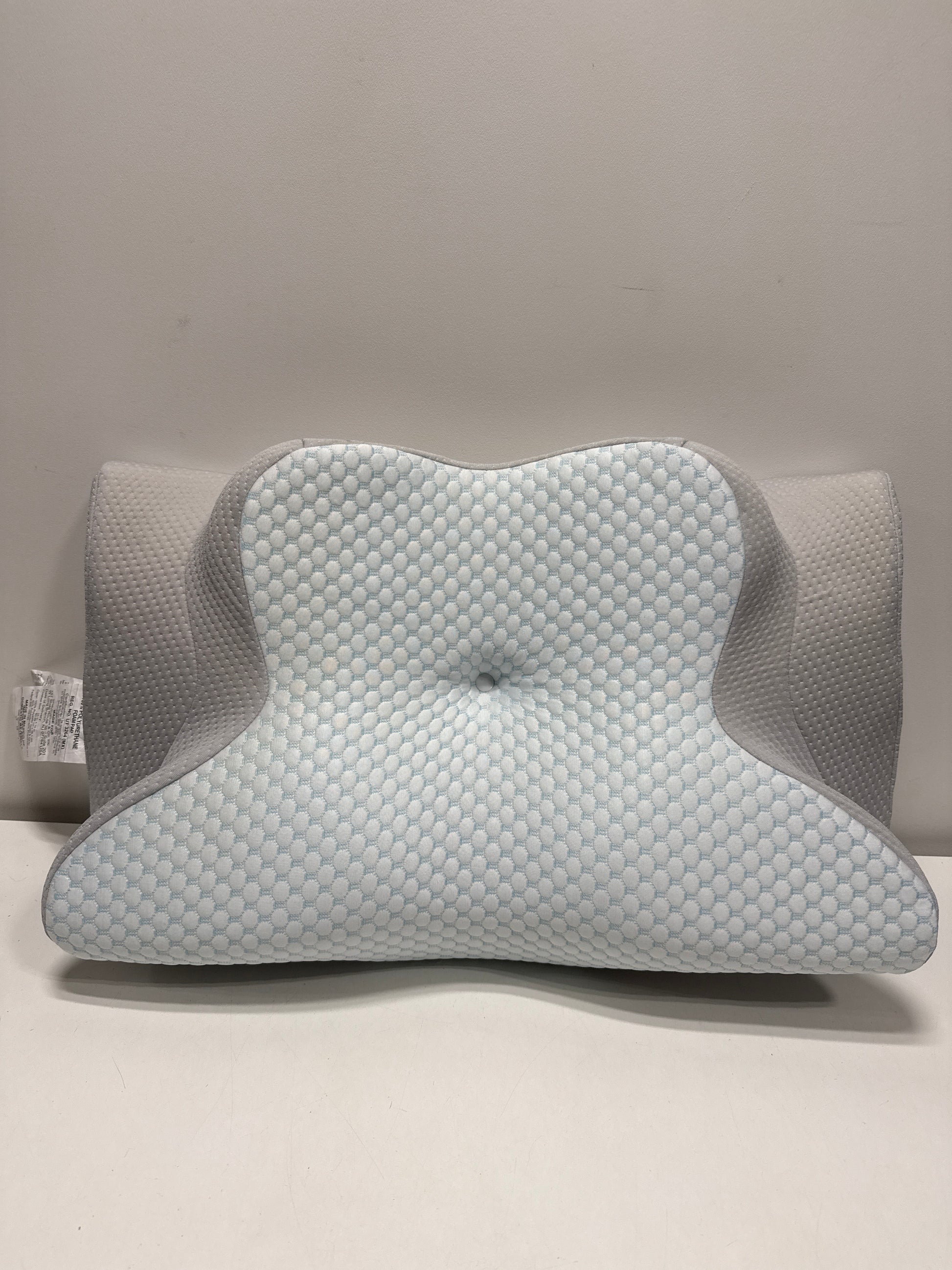 Dream Plush Memory Foam Side Sleeper Pillow with Cooling Cover - Bedding