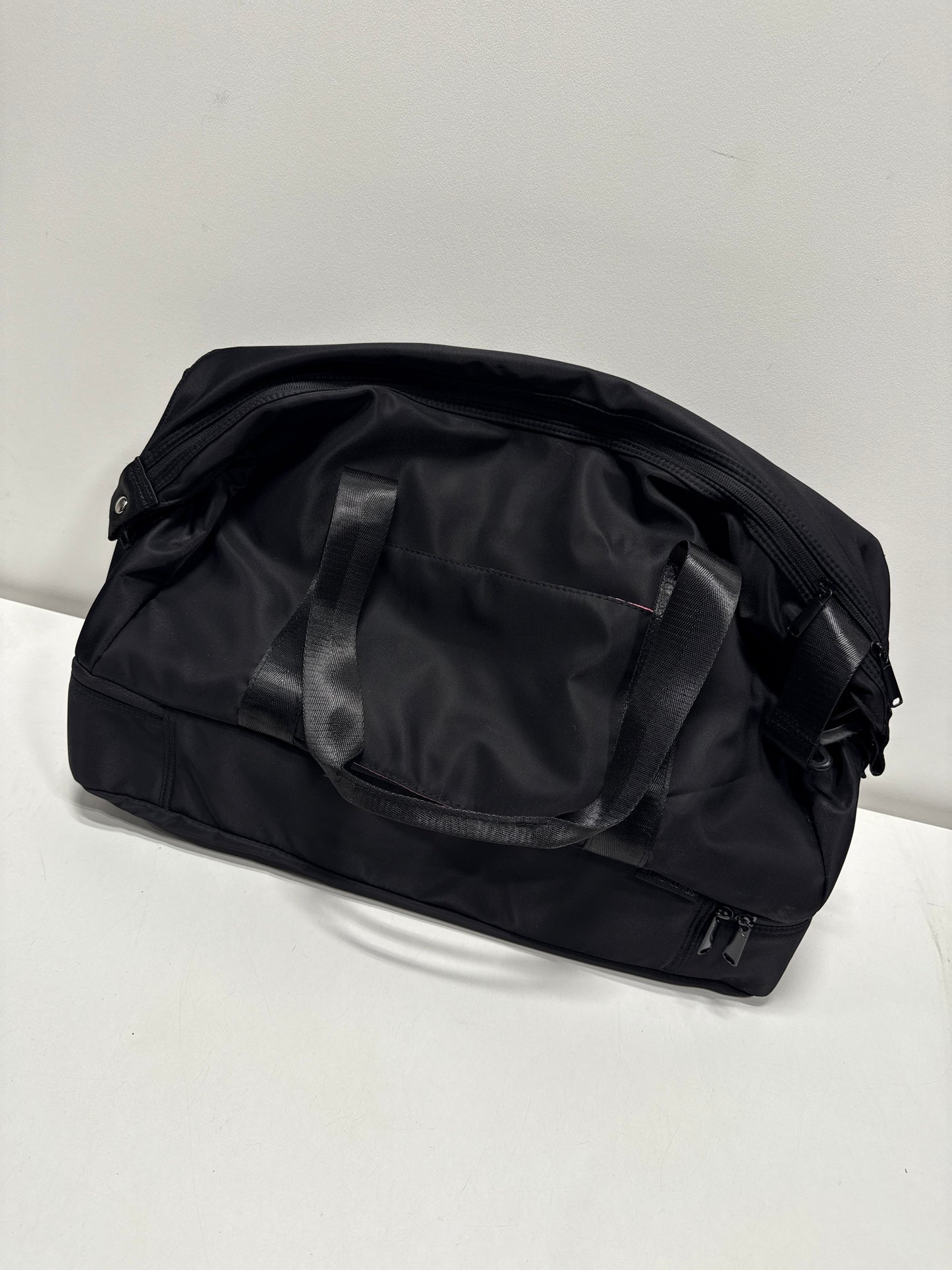 Mytagalongs Toronto Weekender Duffel Trolly Bag - Black - *Luggage & Travel