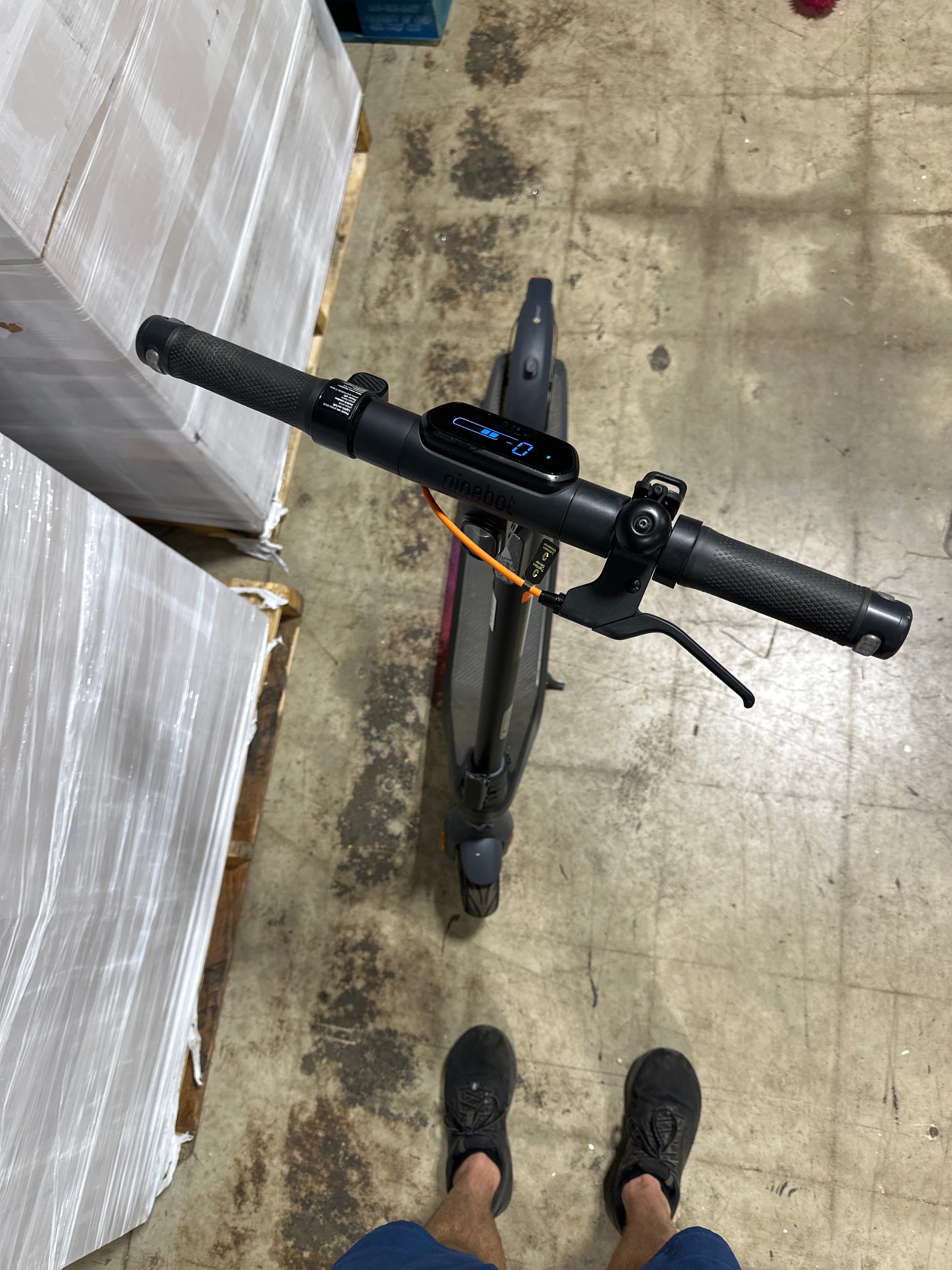 For Parts Segway - E2 Pro Electric Scooter w/21.7 miles Max Operating Range - *Electronic Transportation