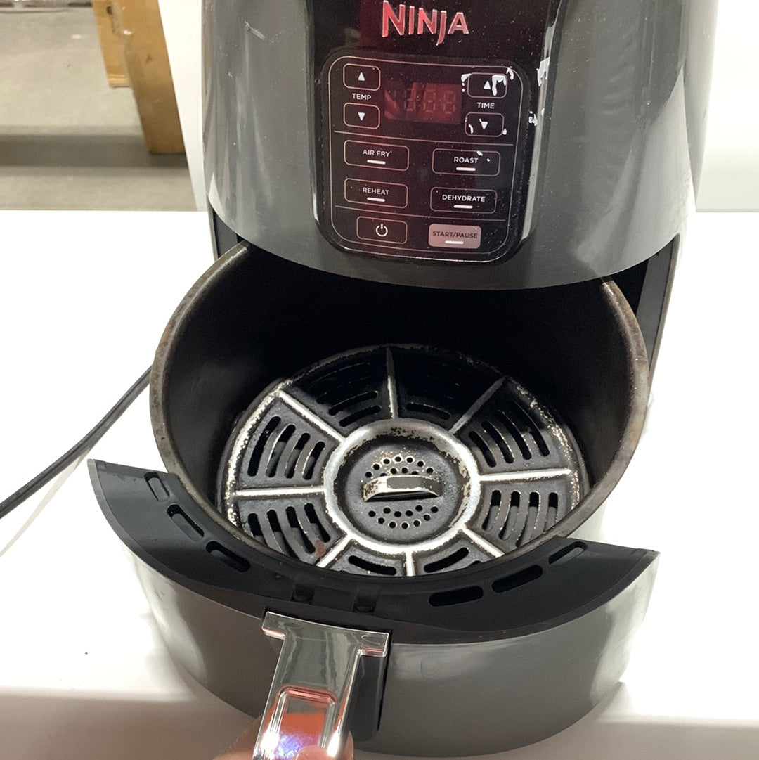 Used Ninja 4 Qt. Electric Black Air Fryer