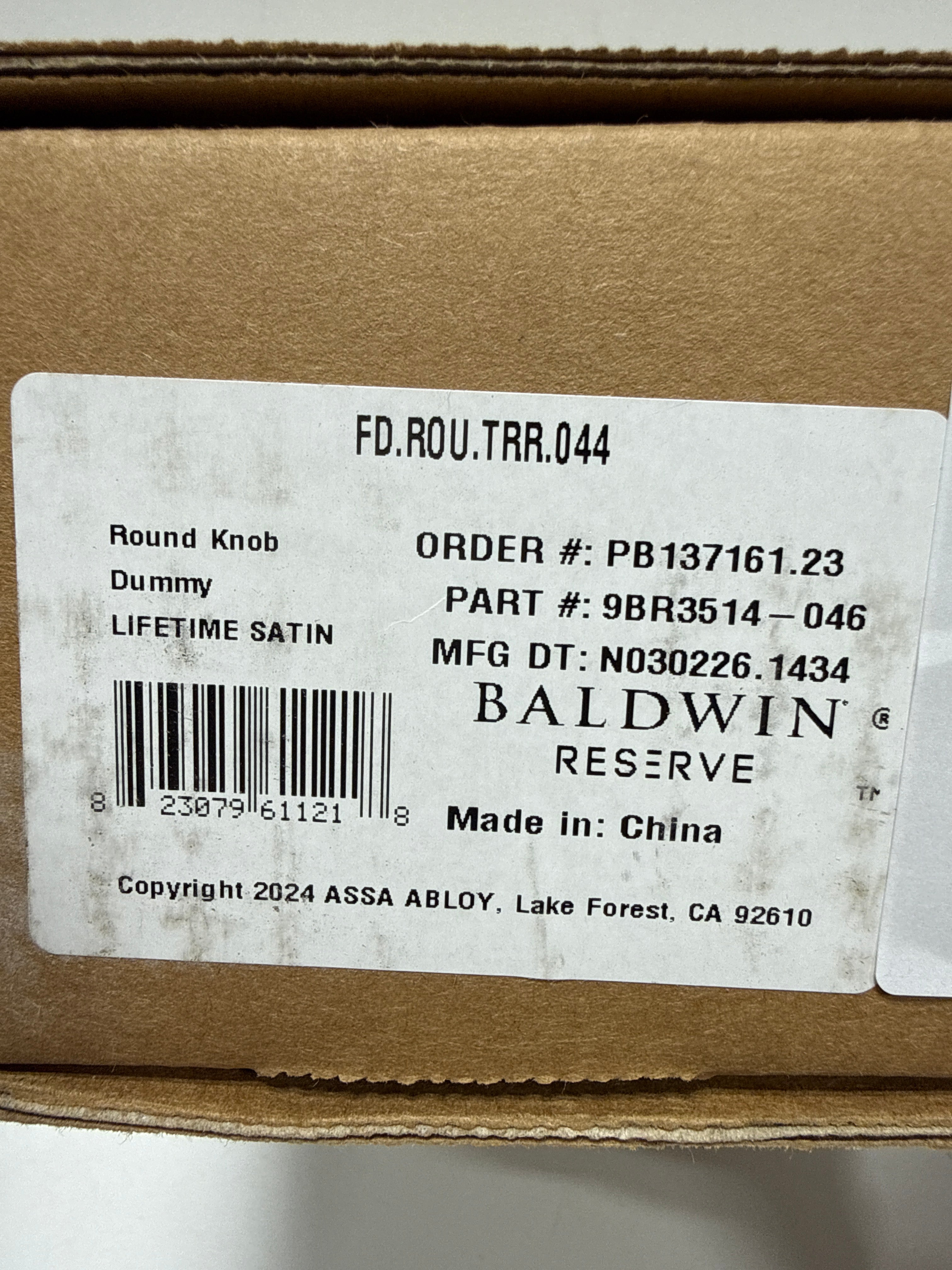 Scratch Baldwin FD.ROU.TRR Round Non-Turning Two-Sided Dummy Door Knob Set with Round Rose