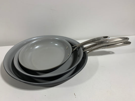 Used Tramontina Hard Anodized Skillets, Ceramic Non-Stick Interior, 3 Pack