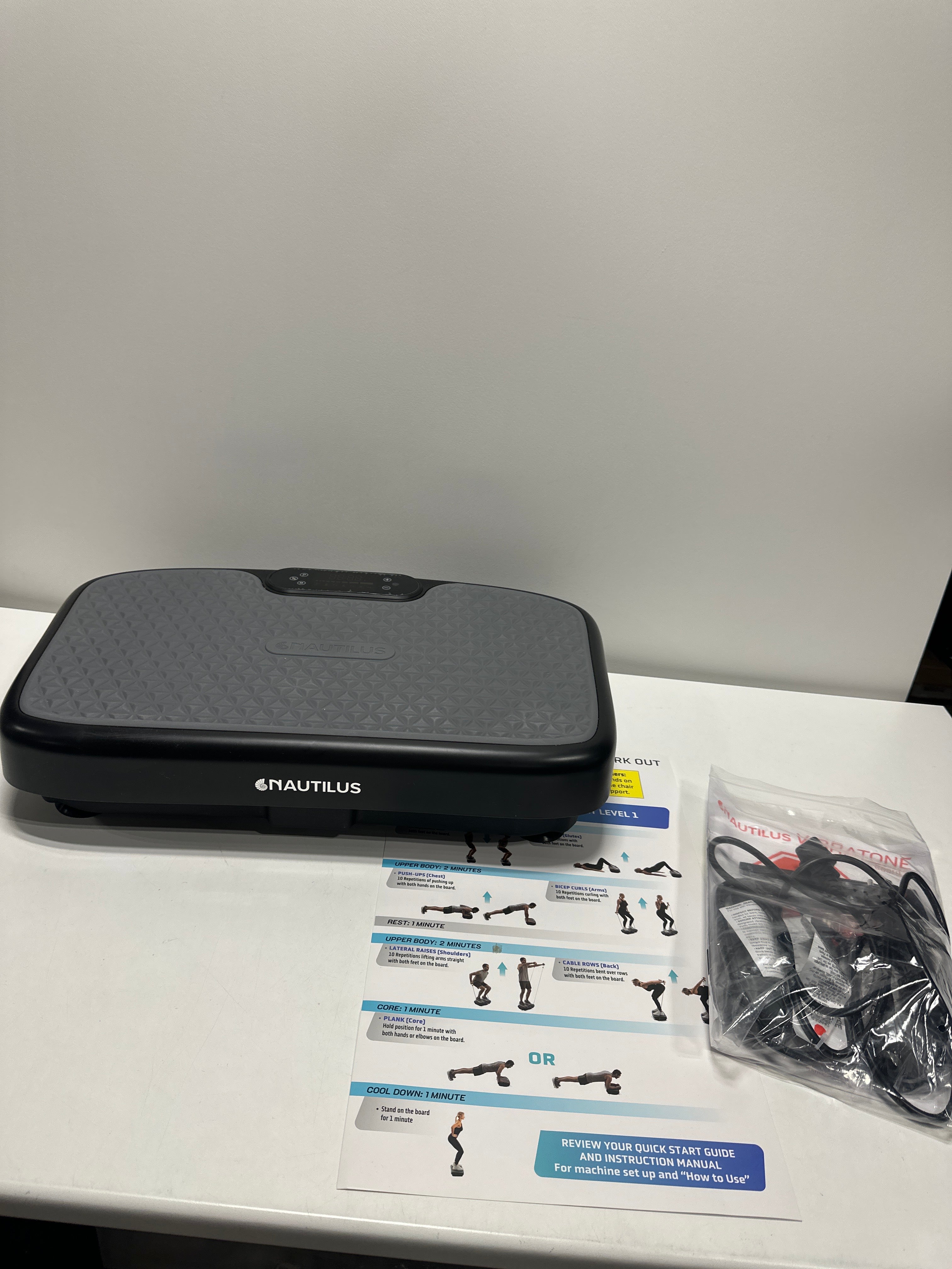 Nautilus Vibratone Pro Vibration Plate Full Body Exercise Bluetooth Platform