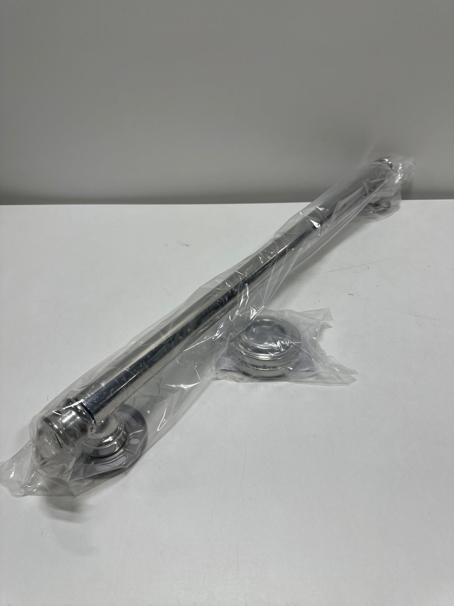 Moen YG6424 Brushed Nickel 24 Grab Bar