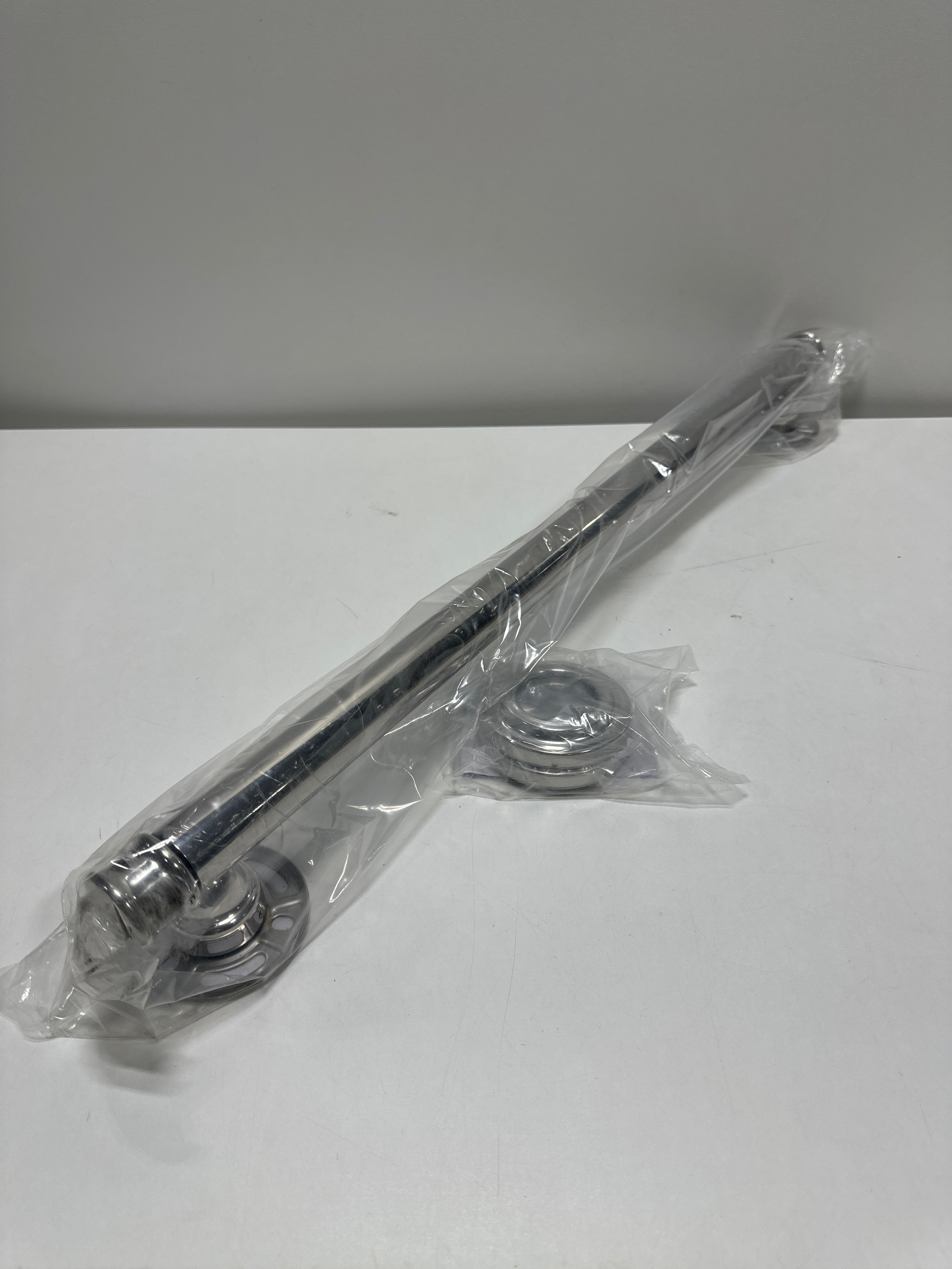 Moen YG6424 Brushed Nickel 24 Grab Bar
