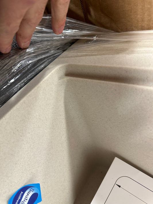 cracked Franke MAG61031OW Maris 33" Drop in Single Basin Granite Kitchen Sink with Offset Rear Drain Champagne