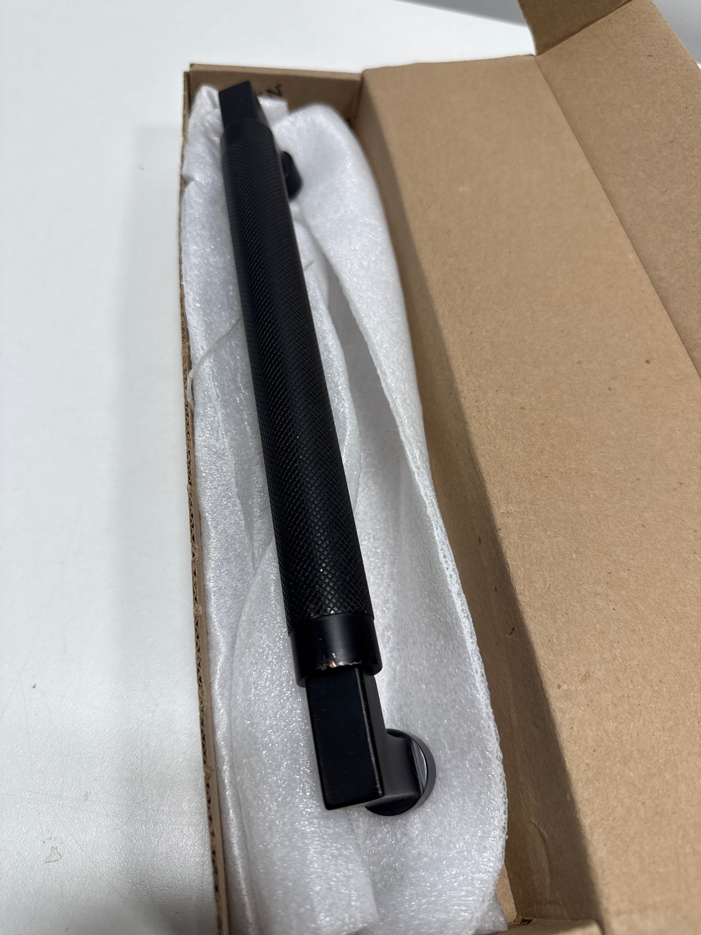 Scratch Baldwin 2582 Gramercy Knurled 10 Inch Center to Center Single Door Pull from the Estate Collection Satin Black