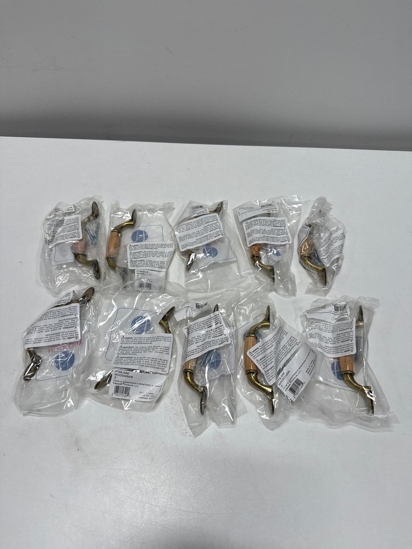 10 x Hickory Hardware Solid CoreWoodgrain Collection Pull 3" P749-OAK