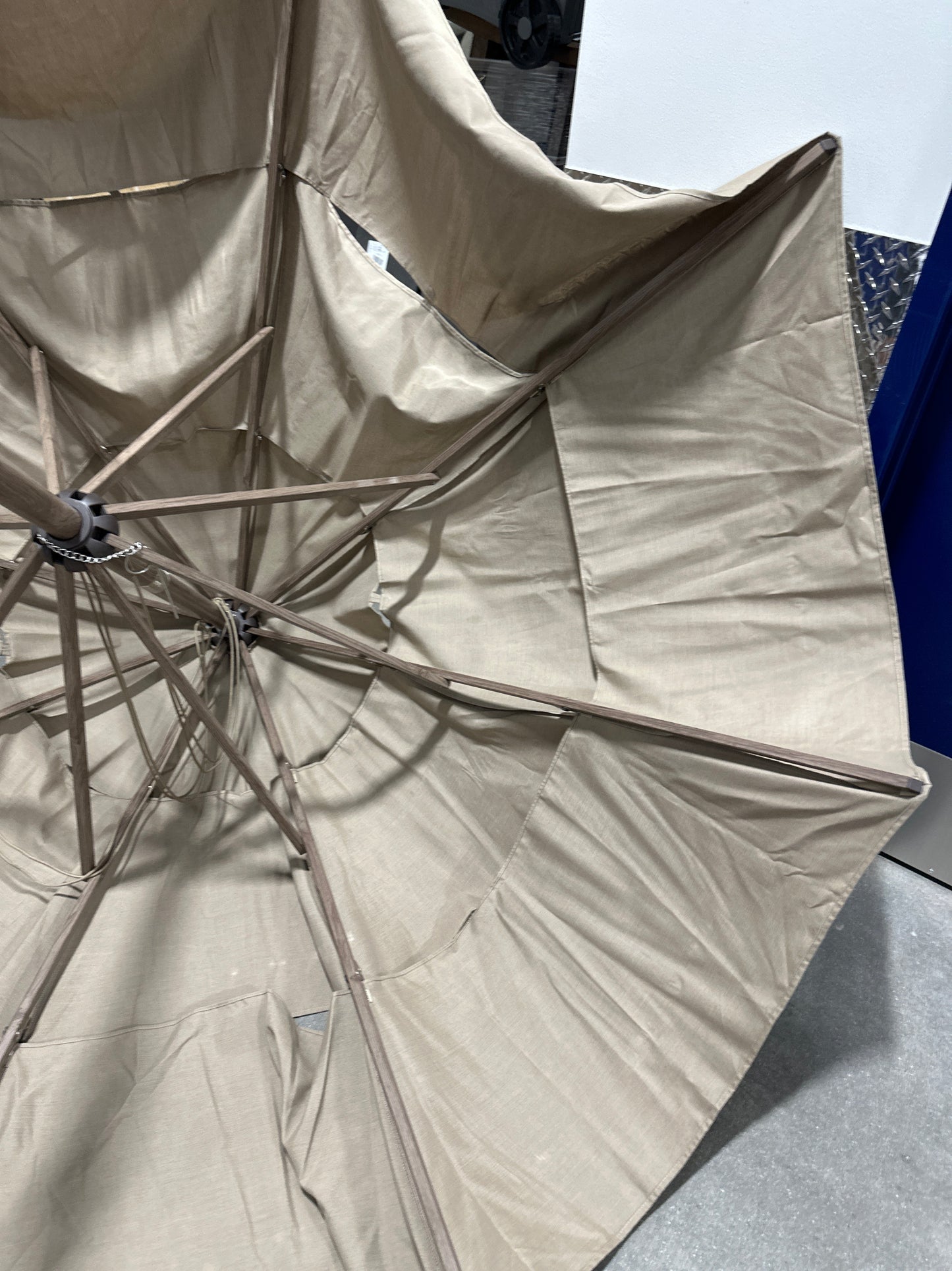 Use See Desc Proshade 11ft Wood-Look Collar Tilt Aluminum Umbrella