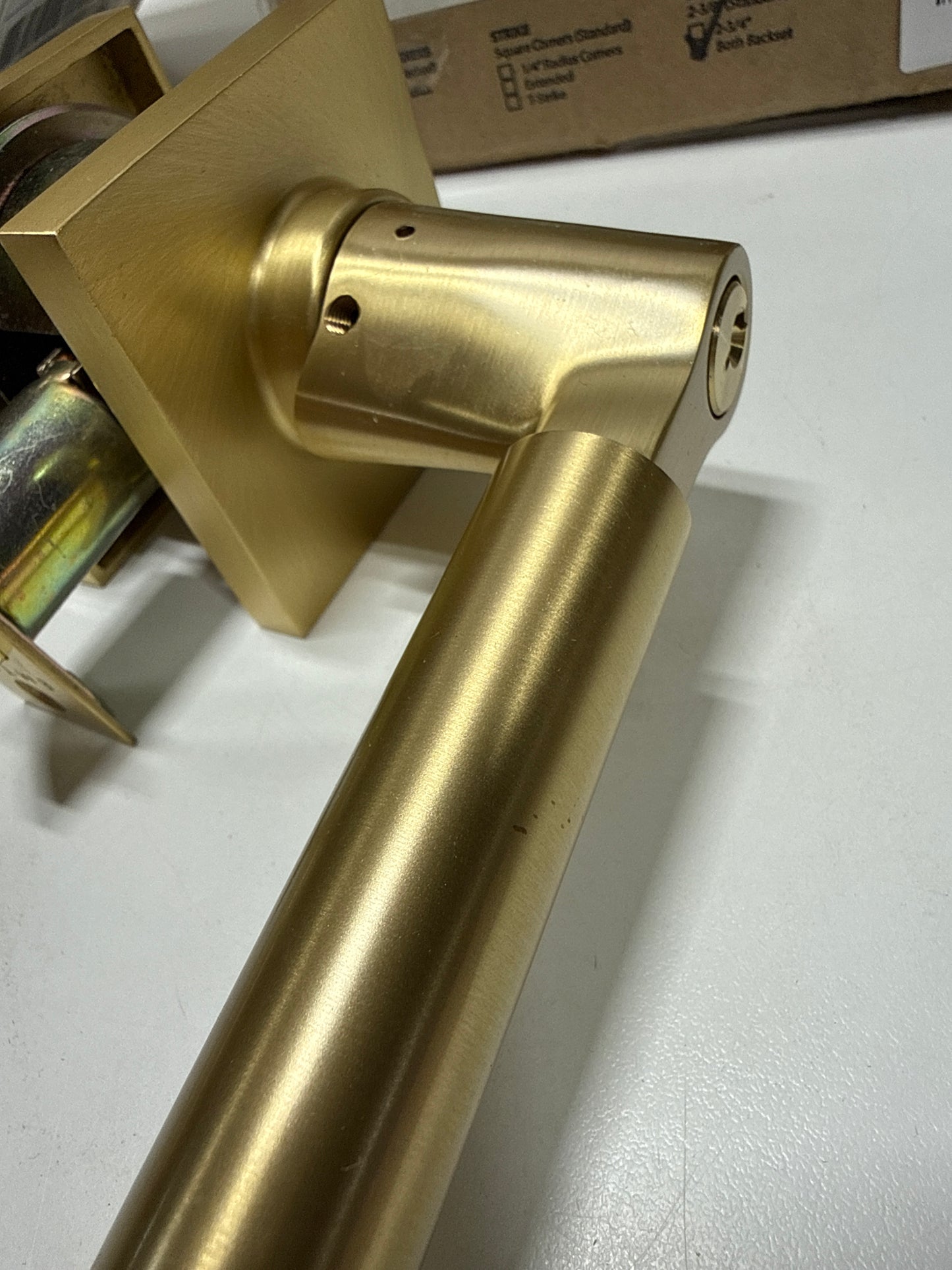 Scratch Emtek Hercules Keyed Lever with Square Rosette 5122HECRHUS4