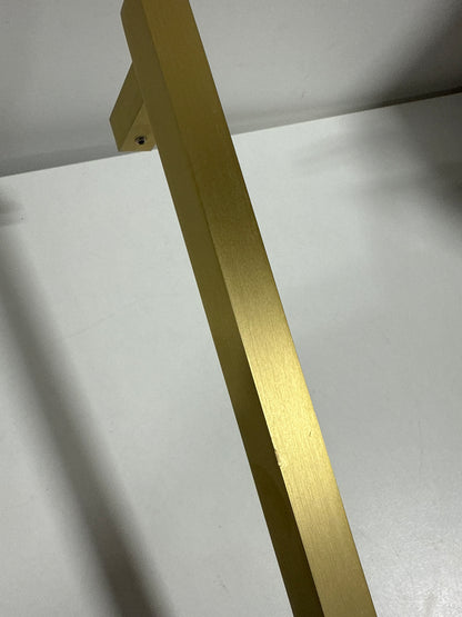 Sratch Omnia Ultima II Series 18 Inch Center to Center Bar Appliance Pull 9010P/457.4