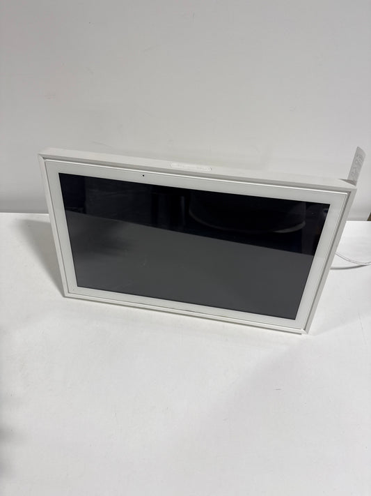Used Skylight - Calendar: 15 Inch Touchscreen Smart Calendar and Chore Chart - White - *Smart Home