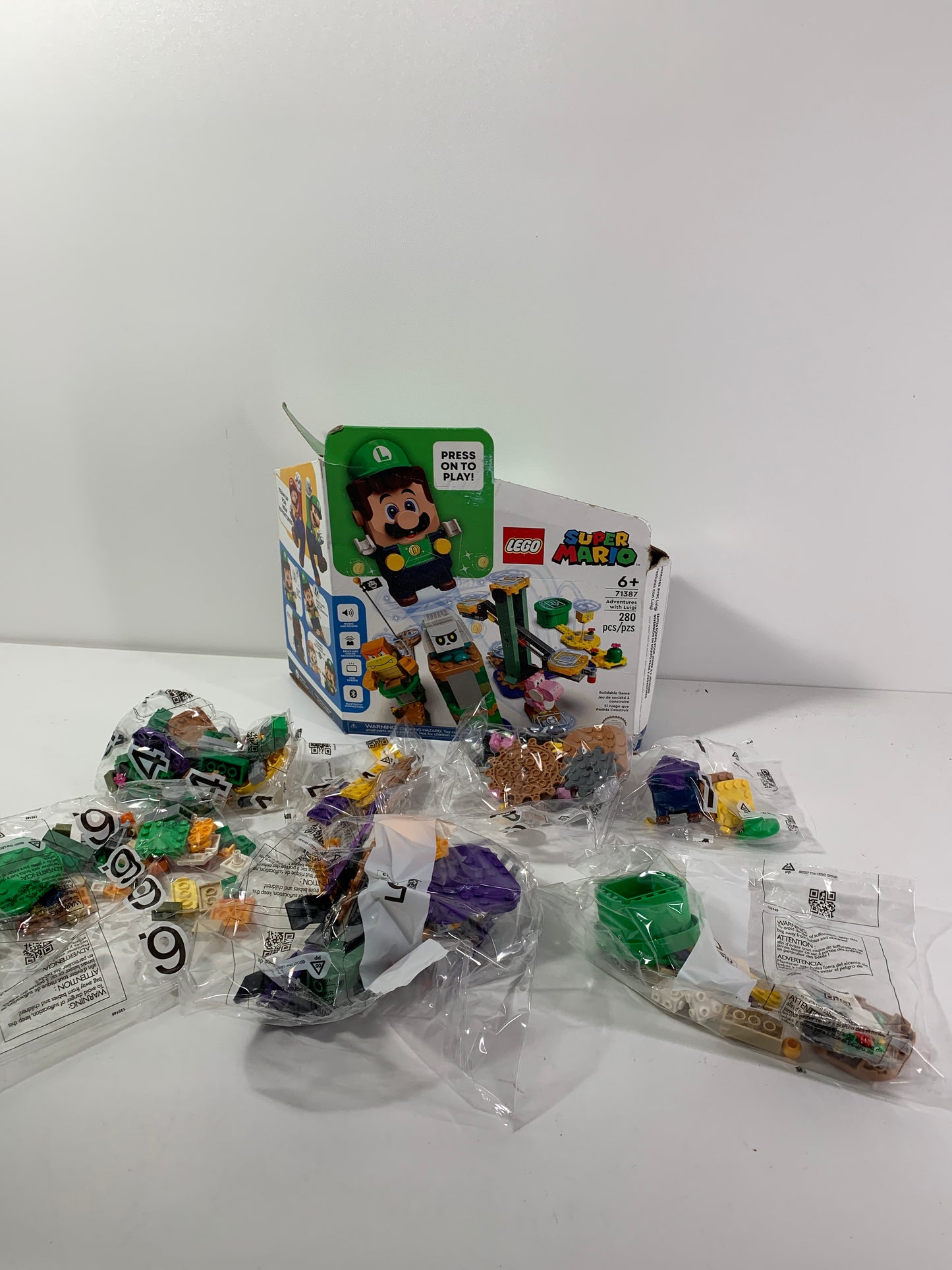 LEGO Super Mario Adventures Luigi Starter Course Toy 71387