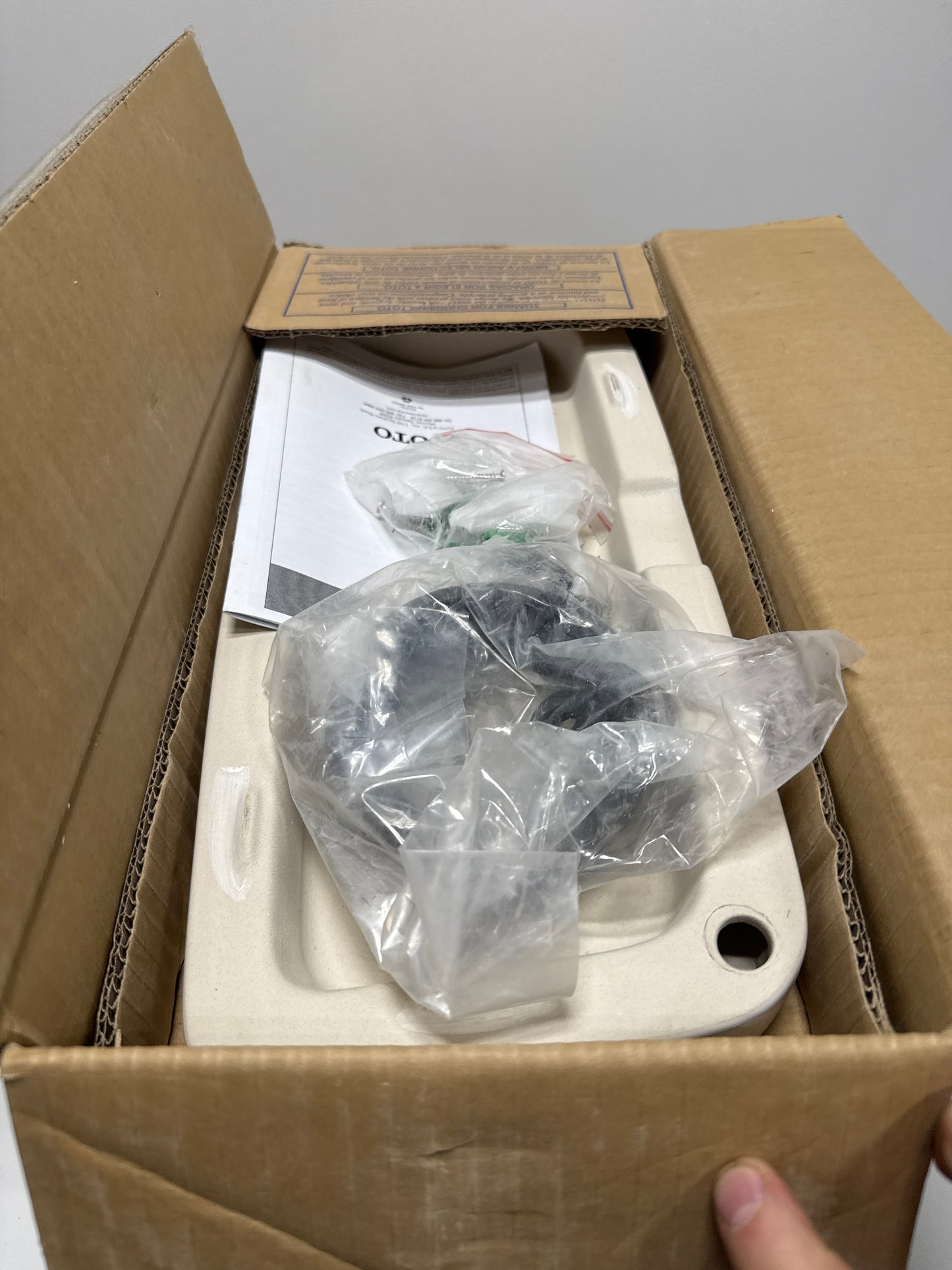 TOTO® Drake® 1.6 GPF Toilet Tank with WASHLET®+ Auto Flush Compatibility Cotton White - ST776SA#01