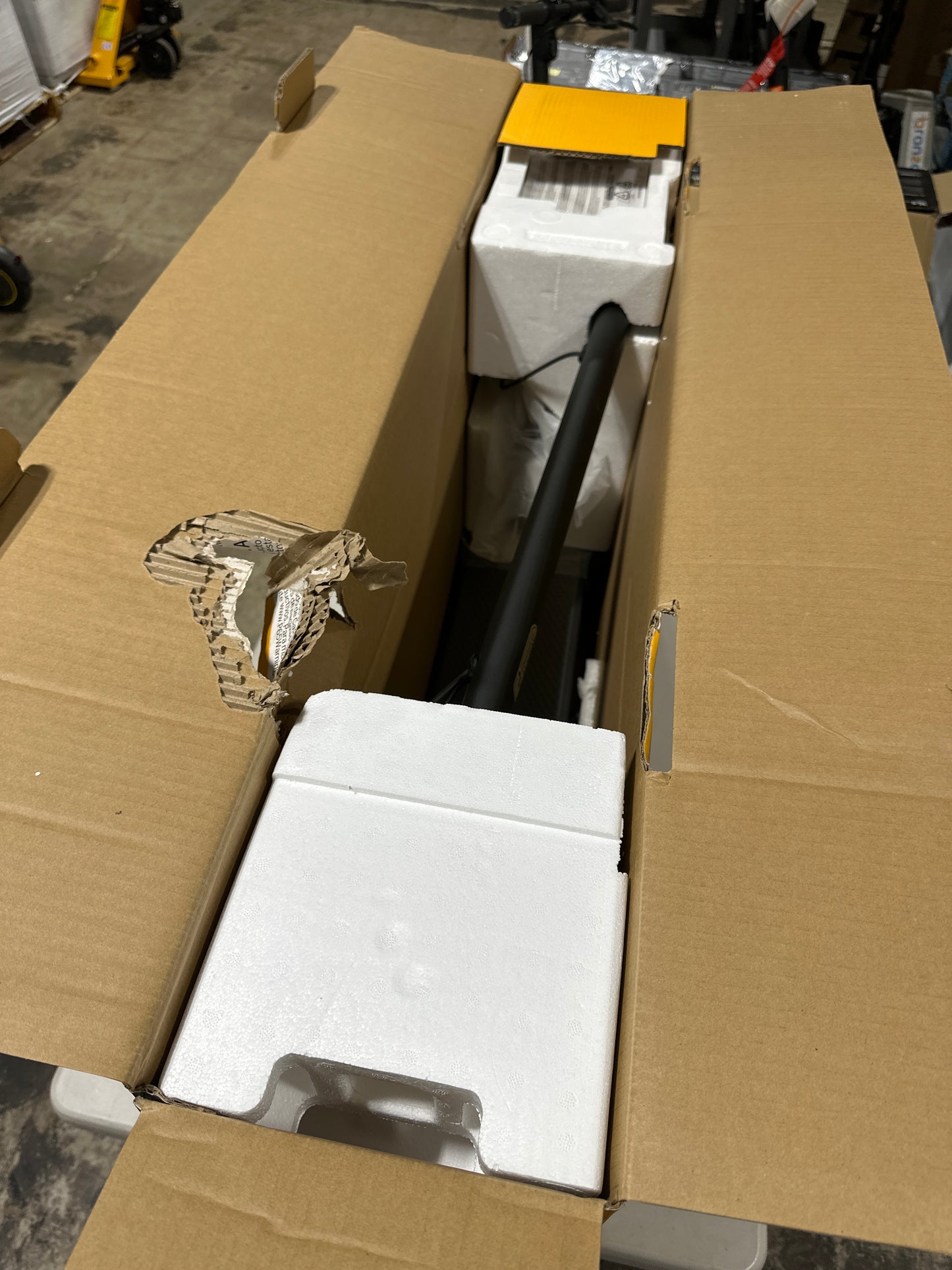 Segway - Max G30P Electric Kick Scooter, Foldable Electric Scooter w/40.4 mi Max Operating Range & 18.6 mph Max Speed - Black