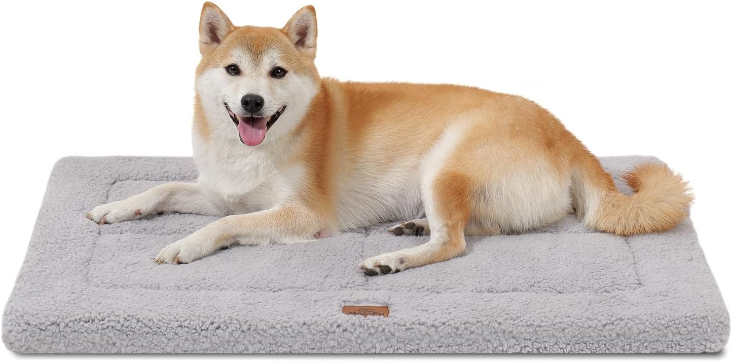 MASSFU Dog Beds Crate Pad for Large Dogs, Reversible & Washable Non-Slip Kennel Pet Mat, Soft Plush and High Density Foam Cat Bed for Indoor & Outdoor Use, 35" x 23", Gray